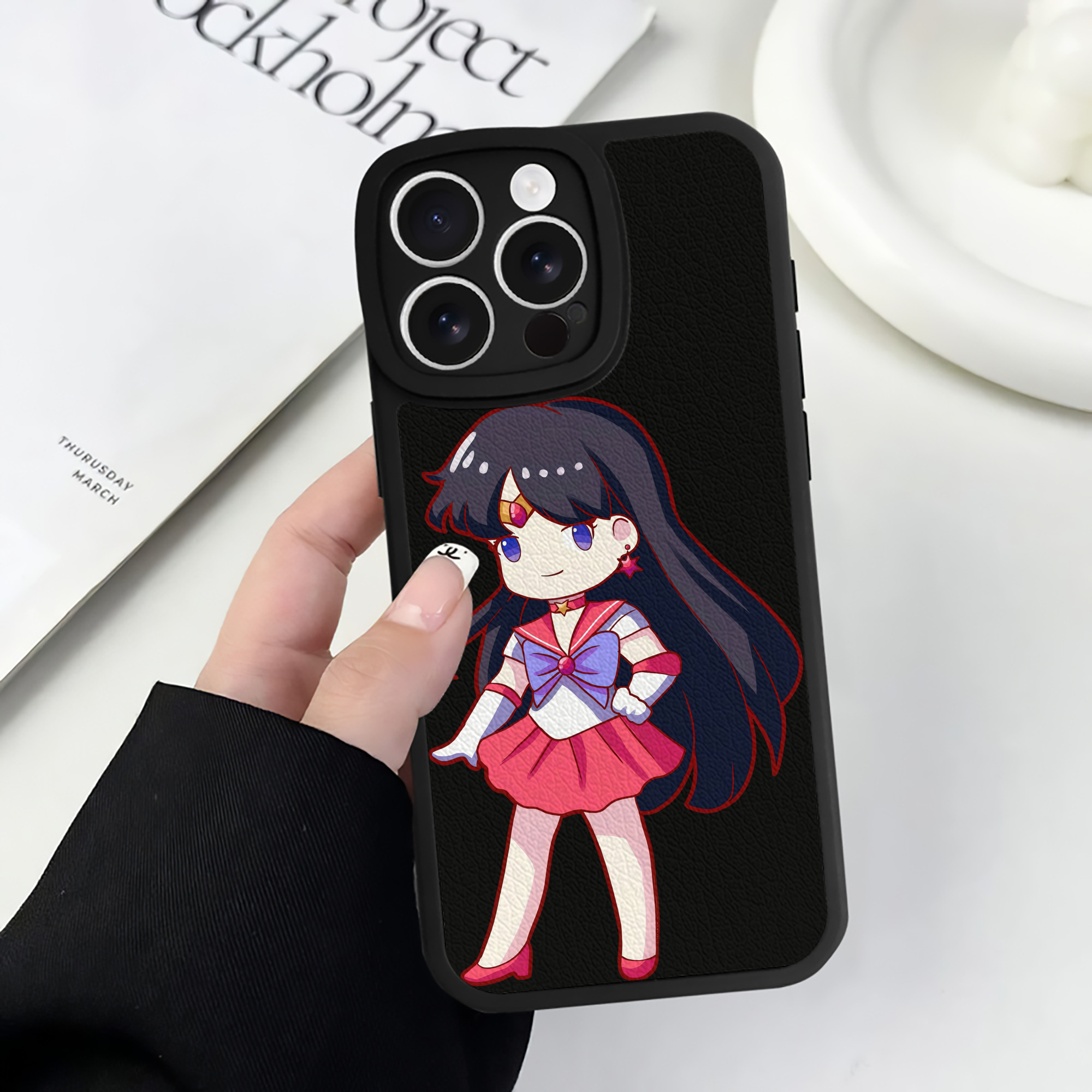 （画像用） 美少女戦士セーラームーン 火野レイ ひの レイ Sailor Moon Hino Rei （セーラーマーズ,Sailor Mars） 【iPhone 16シリーズ対応】シリコンスマホケース（レザー調） 材質：シリコン